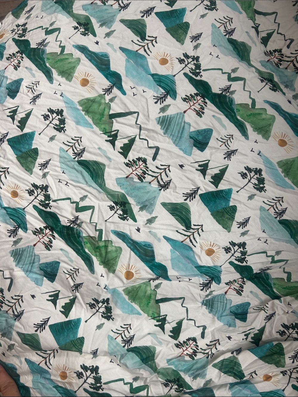 Little Sleepies mountain scape crib sheet - Picture 5 of 5